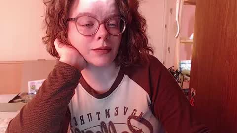 Snapshot of chmiri chatting on February 25, 2025, 8:47 am chmiri online show from February 25, 2025, 8:47 am