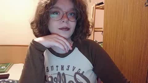 Snapshot of chmiri chatting on March 8, 2025, 12:41 pm chmiri online show from March 8, 2025, 12:41 pm