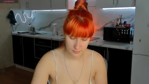 choco_meowx online show from December 5, 2025, 8:34 am