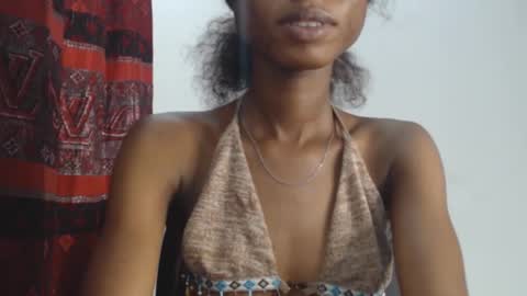 choco_petitqueen online show from December 22, 2024, 6:04 pm