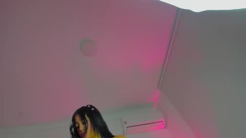 chocobunny1 online show from November 23, 2025, 11:43 am