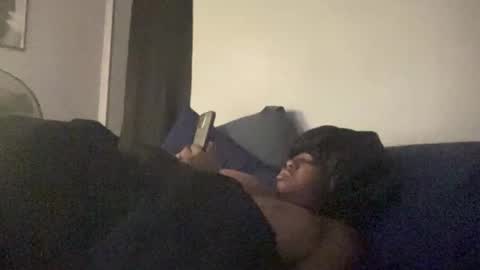 chocolatebaby1121 online show from November 13, 2025, 2:21 am