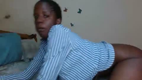 chocolatebony_ online show from May 27, 2026, 6:32 am