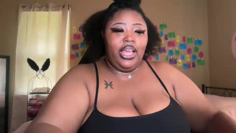 Snapshot of chocolatebunnyxx69 chatting on May 24, 2026, 7:52 pm Melina online show from May 24, 2026, 7:52 pm