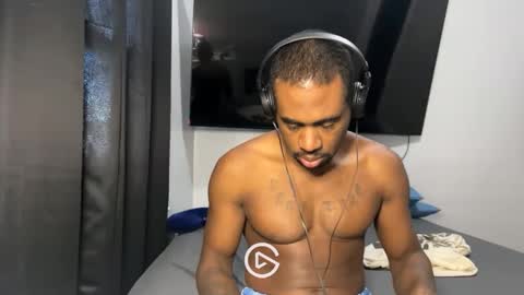 chocolatedolla online show from January 20, 2025, 6:43 pm