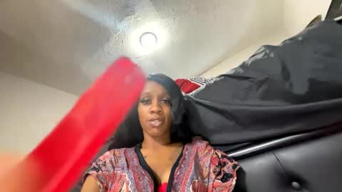 chocolatetoez online show from January 29, 2025, 10:01 pm