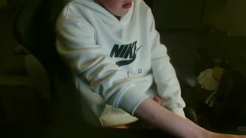 Snapshot of chopoter chatting on November 20, 2025, 12:55 am chopoter online show from November 20, 2025, 12:55 am