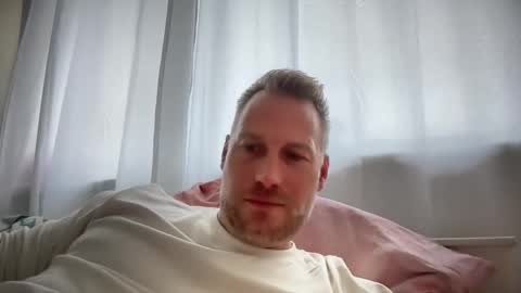 Christian online show from October 1, 2025, 1:39 pm