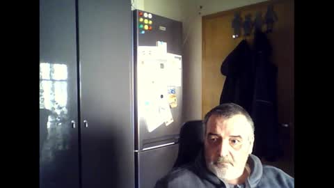 Snapshot of chris250268 chatting on February 1, 2025, 10:37 am Chris online show from February 1, 2025, 10:37 am