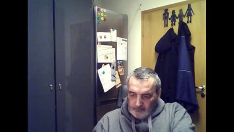 Snapshot of chris250268 chatting on February 1, 2025, 7:13 pm Chris online show from February 1, 2025, 7:13 pm