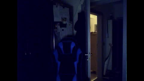 Snapshot of chris250268 chatting on November 22, 2025, 1:59 am Chris online show from November 22, 2025, 1:59 am