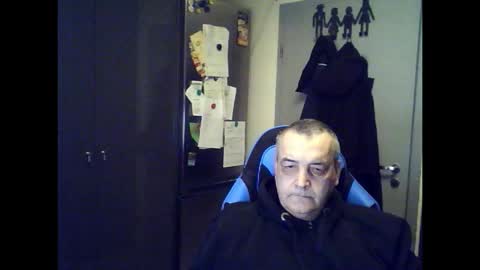 Chris online show from March 15, 2026, 3:45 am