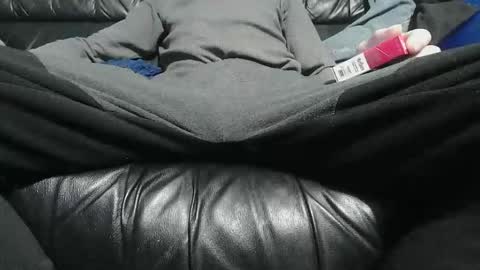 chris526520 online show from February 10, 2026, 2:04 am