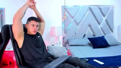 Chris Diamond online show from February 14, 2026, 8:38 pm