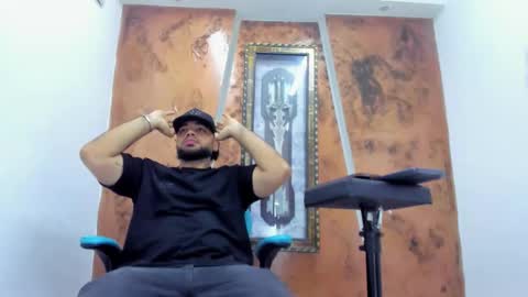 Snapshot of chris_evans00 chatting on February 6, 2026, 11:24 am chris_evans00 online show from February 6, 2026, 11:24 am