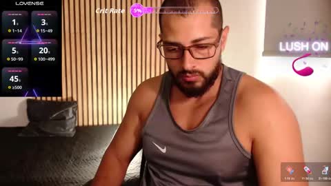 cris         Twitter magnum101010 insta magnumc20 online show from November 10, 2025, 3:00 pm