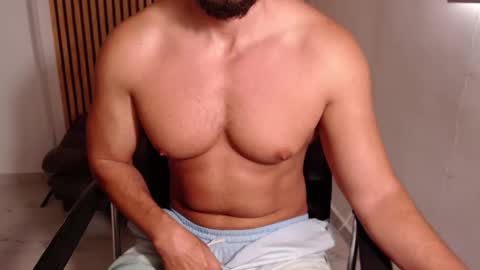 cris         Twitter magnum101010 insta magnumc20 online show from January 6, 2026, 3:05 pm