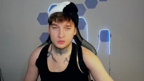 Snapshot of chris_tyson chatting on December 2, 2024, 12:40 pm Chris Tyson online show from December 2, 2024, 12:40 pm