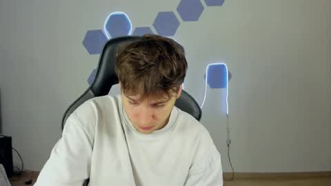 Snapshot of chris_tyson chatting on December 3, 2024, 6:49 pm Chris Tyson online show from December 3, 2024, 6:49 pm