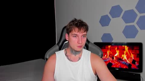 Snapshot of chris_tyson chatting on September 18, 2025, 2:02 am Chris Tyson online show from September 18, 2025, 2:02 am