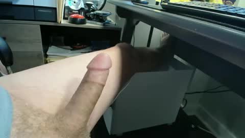 Snapshot of chriscock18103 chatting on November 4, 2025, 9:47 pm chriscock18103 online show from November 4, 2025, 9:47 pm