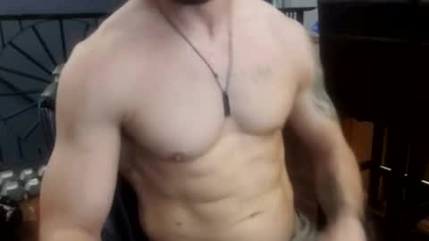 Snapshot of chrisfroom chatting on November 22, 2025, 10:42 pm chrisfroom online show from November 22, 2025, 10:42 pm