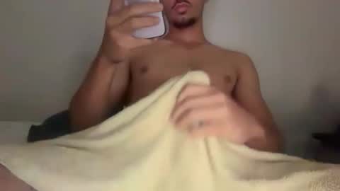 chrislover2125 online show from March 31, 2026, 11:21 am