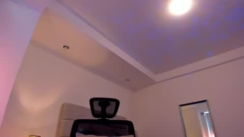 Snapshot of chrismorgan24 chatting on April 19, 2026, 6:10 pm chrismorgan24 online show from April 19, 2026, 6:10 pm
