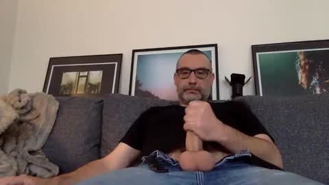 chrispanam13 online show from November 21, 2025, 12:15 pm