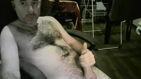 Snapshot of chrisprngr chatting on November 19, 2025, 7:03 pm chrisprngr online show from November 19, 2025, 7:03 pm