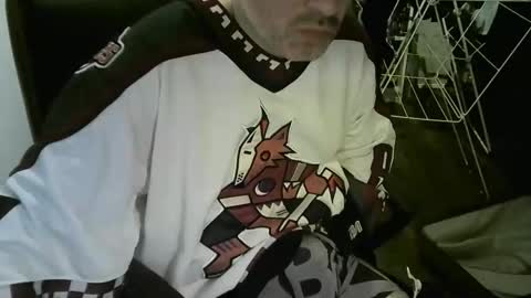 Snapshot of chrisprngr chatting on February 15, 2026, 3:42 pm chrisprngr online show from February 15, 2026, 3:42 pm