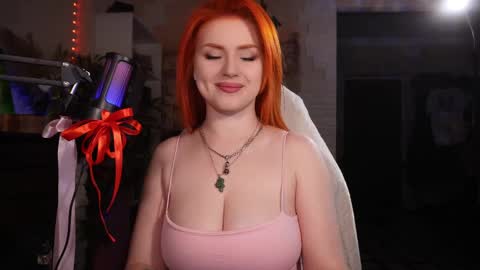 chriss_foxx online show from March 5, 2025, 3:40 pm