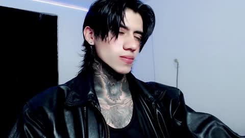 Snapshot of chriss_opp chatting on February 6, 2025, 1:43 pm CHRIS  INDEPENT MODEL online show from February 6, 2025, 1:43 pm