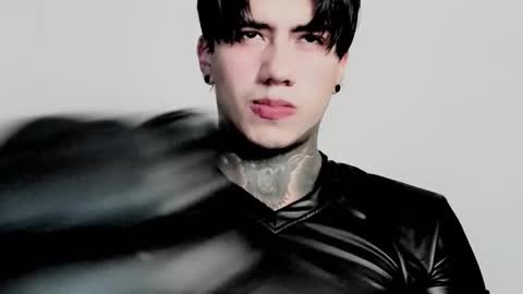 CHRIS  INDEPENT MODEL online show from November 11, 2025, 11:27 pm