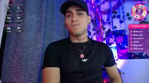 Snapshot of chriss_wg_ chatting on January 29, 2025, 6:12 am Christian Wang online show from January 29, 2025, 6:12 am