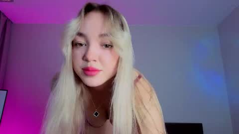 Snapshot of chrissberryy0 chatting on March 14, 2026, 3:34 am ChrissBerryy online show from March 14, 2026, 3:34 am