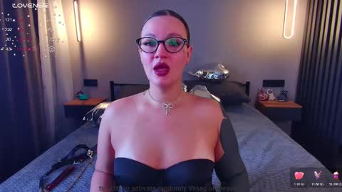 Chrissy online show from March 1, 2026, 6:37 am