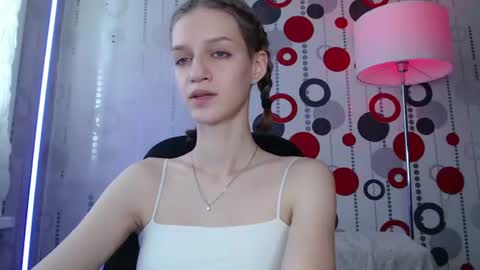 chrissy_joyful online show from July 5, 2026, 4:19 am