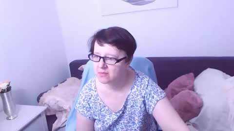 Snapshot of christarose chatting on February 15, 2026, 1:20 pm Christa online show from February 15, 2026, 1:20 pm