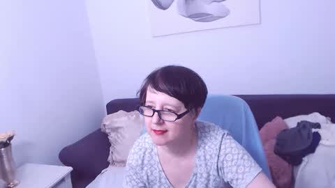 Snapshot of christarose chatting on March 8, 2026, 2:04 am Christa online show from March 8, 2026, 2:04 am