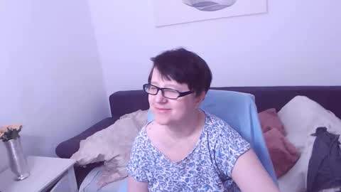 Snapshot of christarose chatting on March 15, 2026, 12:33 pm Christa online show from March 15, 2026, 12:33 pm