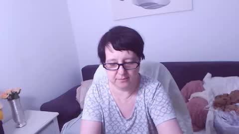 Snapshot of christarose chatting on March 21, 2026, 1:10 am Christa online show from March 21, 2026, 1:10 am