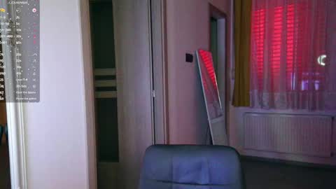 UPVOTE ME ------  ILL DO SOMETHING FOR FREE online show from May 19, 2026, 4:08 am