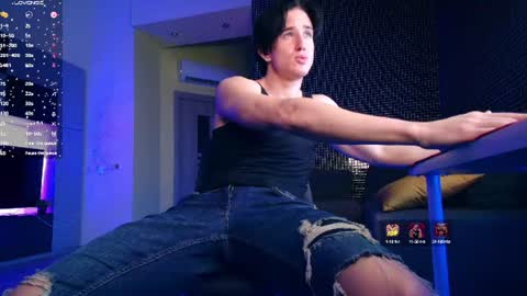 Snapshot of christianlevine_ chatting on June 16, 2026, 9:28 pm UPVOTE ME ------ ILL DO SOMETHING FOR FREE online show from June 16, 2026, 9:28 pm