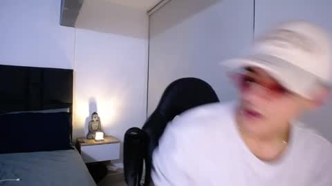 Christian online show from November 12, 2025, 4:24 am