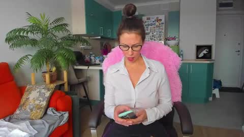 Chris online show from February 15, 2025, 11:50 am