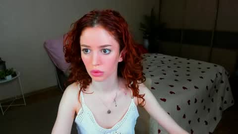 christinaconteeree online show from May 24, 2026, 4:06 am
