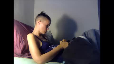 Christina Saunters online show from October 15, 2025, 3:34 pm