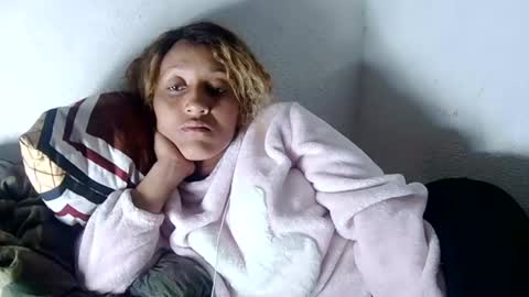 Snapshot of christine213 chatting on February 5, 2025, 9:40 pm christine213 online show from February 5, 2025, 9:40 pm