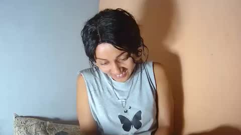 Snapshot of christine213 chatting on October 2, 2025, 6:48 pm christine213 online show from October 2, 2025, 6:48 pm